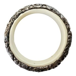 Tibetan Silver Snake Floral Hammered Floral Bangle